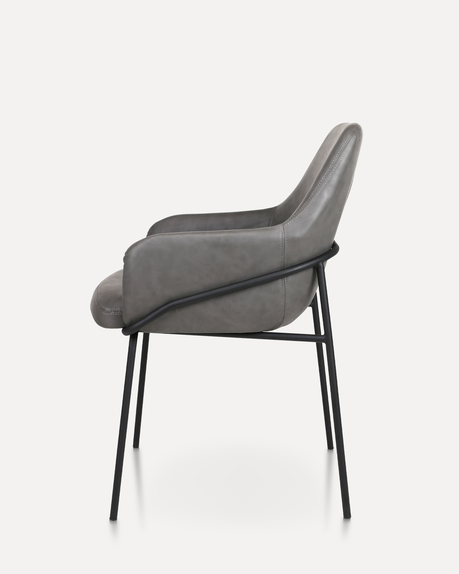 كرسي لتناول الطعام الجلدي مع الذراع كرسي لتناول الطعام الجلدي مع الذراع