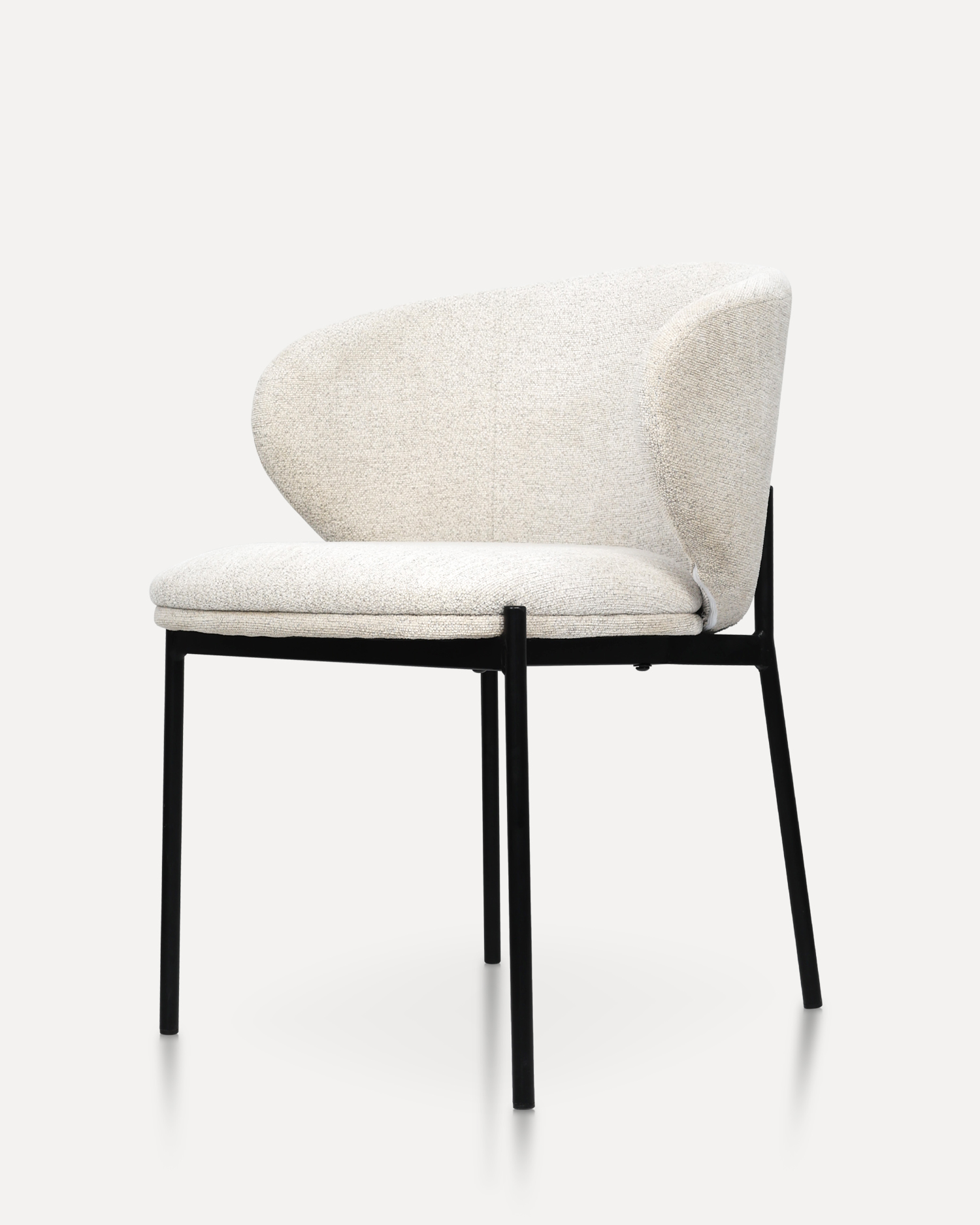 كراسي طعام مبطن