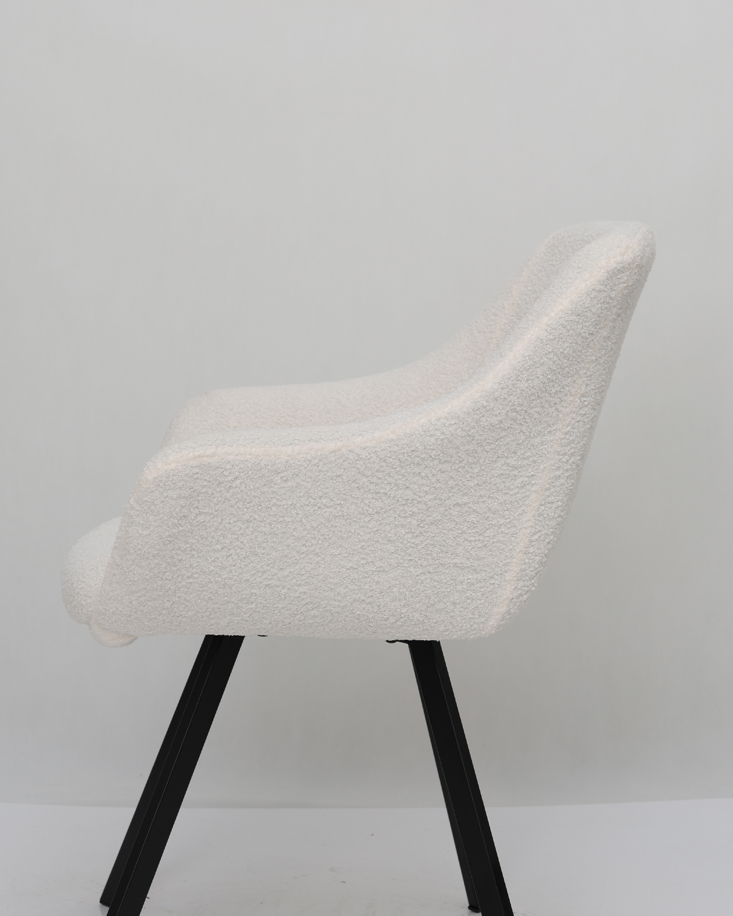 كراسي طعام منجد مريحة كراسي طعام منجد مريحة