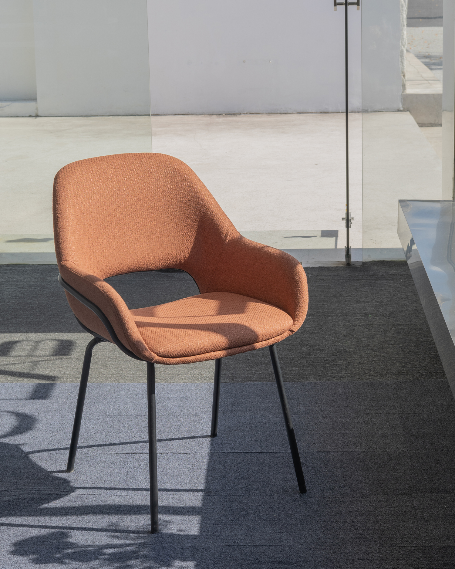 كراسي الطعام قاعدة معدنية كراسي الطعام قاعدة معدنية