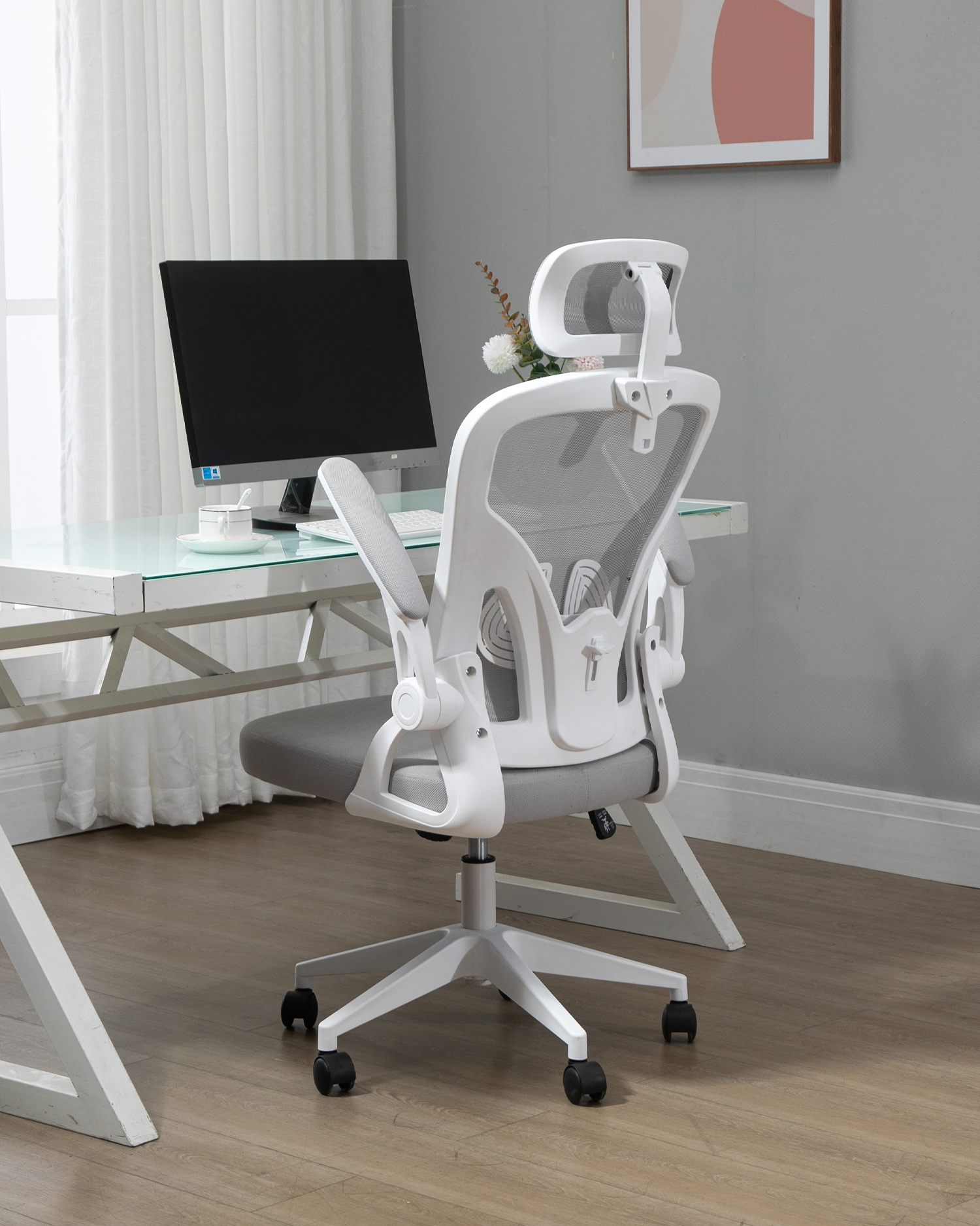 كرسي المكتب مع مسند ذراع قابل للتعديل كرسي المكتب مع مسند ذراع قابل للتعديل